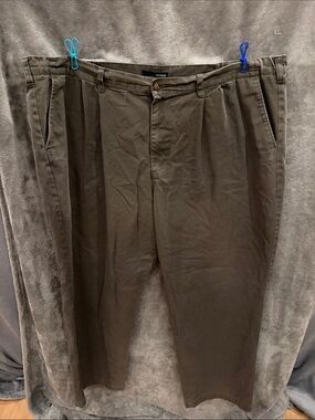 Basic Editions Olive Pleated Men's Chinos 46x32